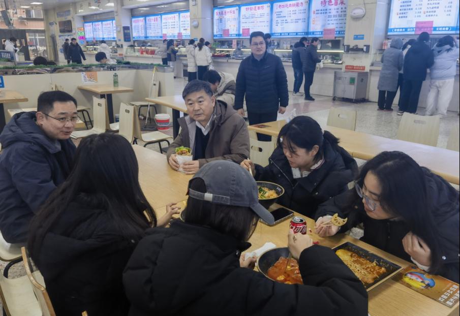 <h3>01</h3><p>2026-01</p>